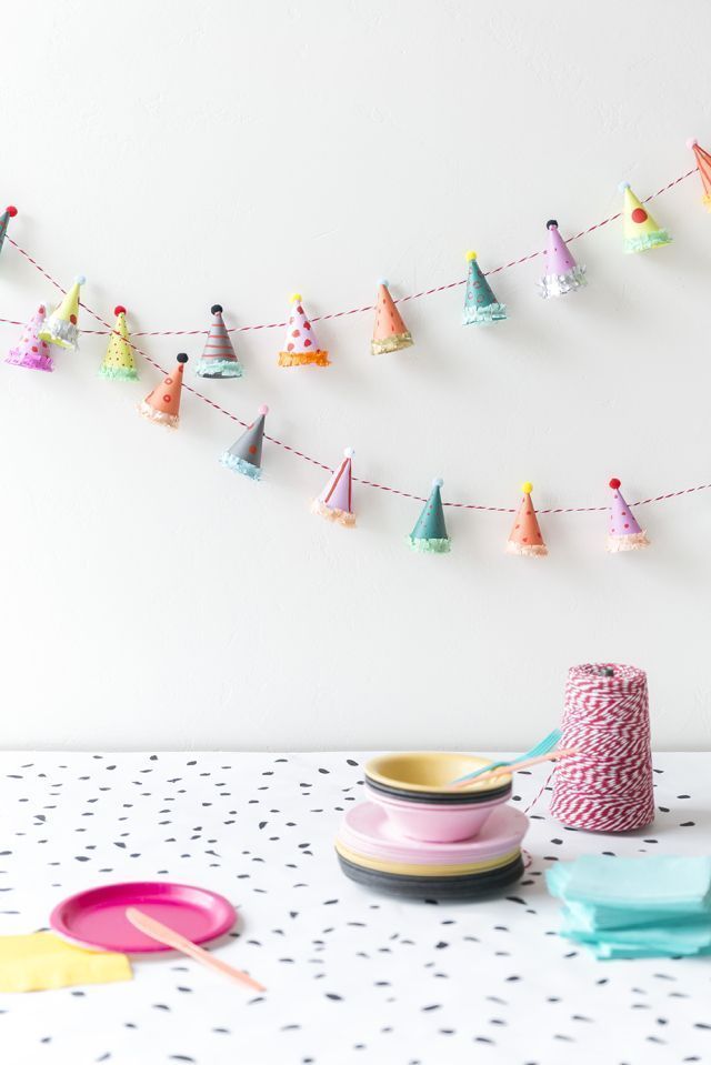 party_hat_garland11