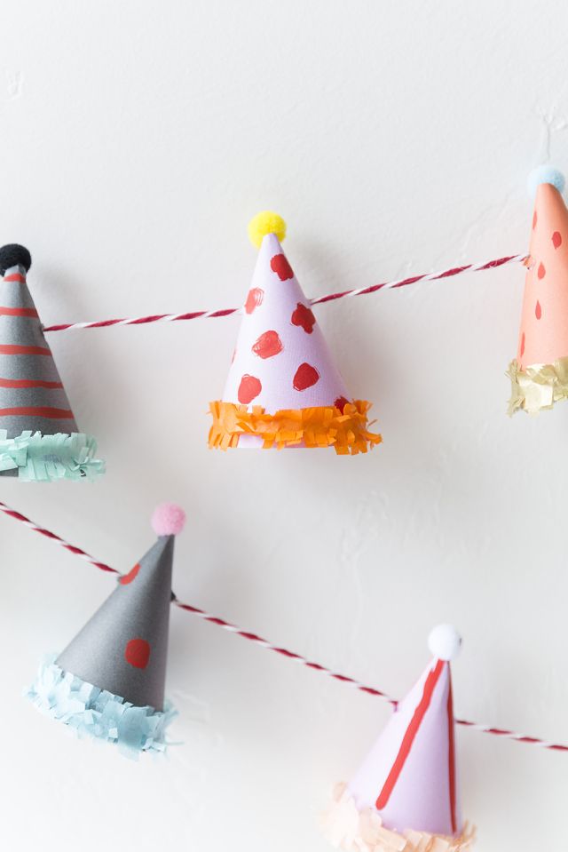 party_hat_garland16